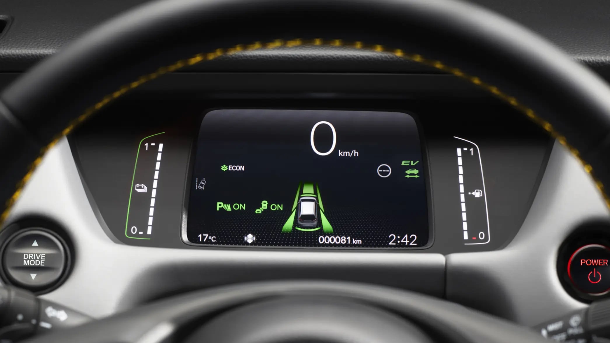 Detailný pohľad na systém Honda SENSING vo vnútri modelu Jazz Hybrid.